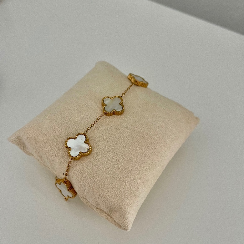 Stainless Steel Gold and Mother of Pearl White Clover Bracelet